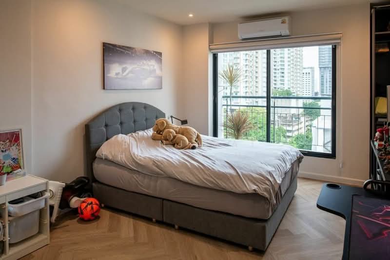 Liberty Park 2, Bangkok, 55 Soi Sukhumvit 11, Khlongtoei Nua, Watthana, Bangkok, 2 Bedrooms, 108 sqm, Condo For Sale, by Banjarat Thanomchat, 500242159 - DDproperty.com