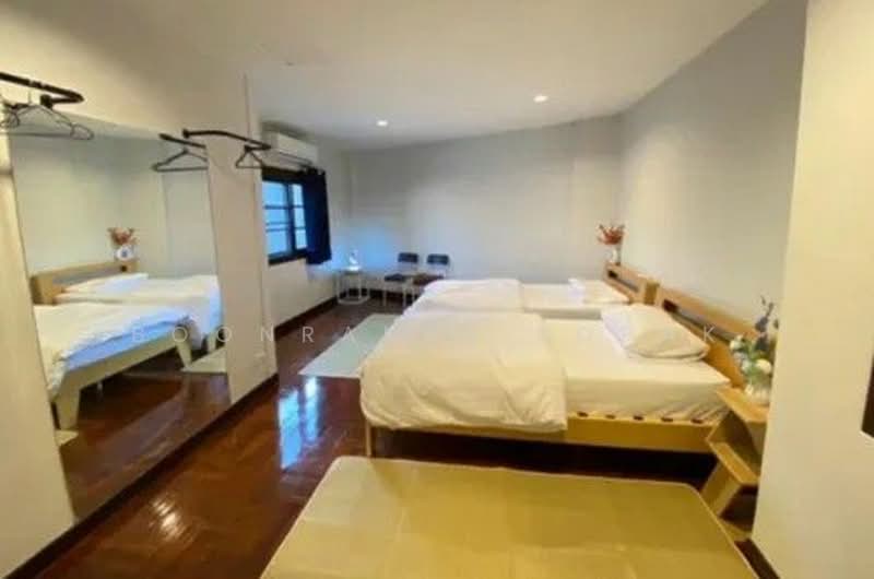 undefined, Bangkok, Phra Kanong Nua, Watthana, Bangkok, 6 Bedrooms, 450 sqm, Townhouse For Rent, by Boonraksa Sopak, 500242162 - DDproperty.com