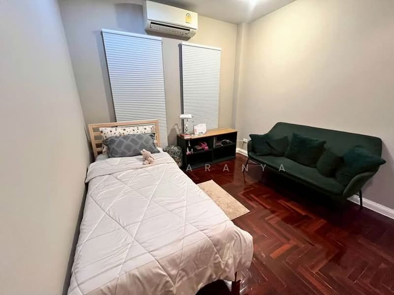 Perfect Place Ramkhamhaeng 164, Bangkok, Soi Ramkhamhaeng 164, Saphan Sung, Saphan Sung, Bangkok, 4 Bedrooms, 300 sqm, Single Detached House For Rent, by Khun Aranya, 500242190 - DDproperty.com