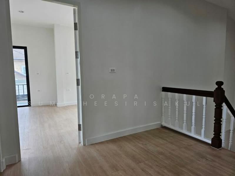 3-BR House, Bangkok, Khlong Khwang, Phasi Charoen, Bangkok, 3 Bedrooms, 160 sqm, Single Detached House For Sale, by Orapa Sumetheesirisakul, 500242207 - DDproperty.com