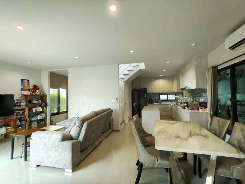 บ้านเดี่ยว สยามไฮวิลล์ คลองหลวง - เอราวัณ ตกแต่งครบ พร้อมอยู่ ราคาถูก, Pathum Thani, ถ.เอราวัณ1, Khlong Song, Khlong Luang, Pathum Thani, 3 Bedrooms, 190 sqm, Single Detached House For Sale, by คุณ วิภาพร (ภา), 500242244 - DDproperty.com