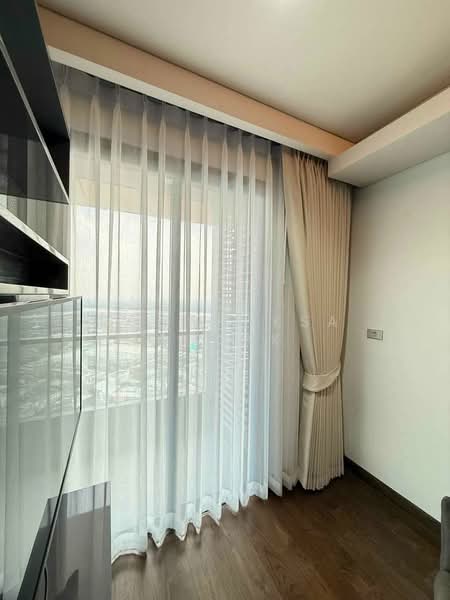 For Rent - The Lumpini 24, Bangkok
