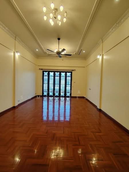 ทาวน์เฮ้าส์ 4-ห้องนอน, กรุงเทพ, วัดท่าพระ, บางกอกใหญ่, กรุงเทพ, 325 ตร.ม., ทาวน์เฮ้าส์ ขาย, โดย Orapa Sumetheesirisakul, 500242280 - DDproperty.com