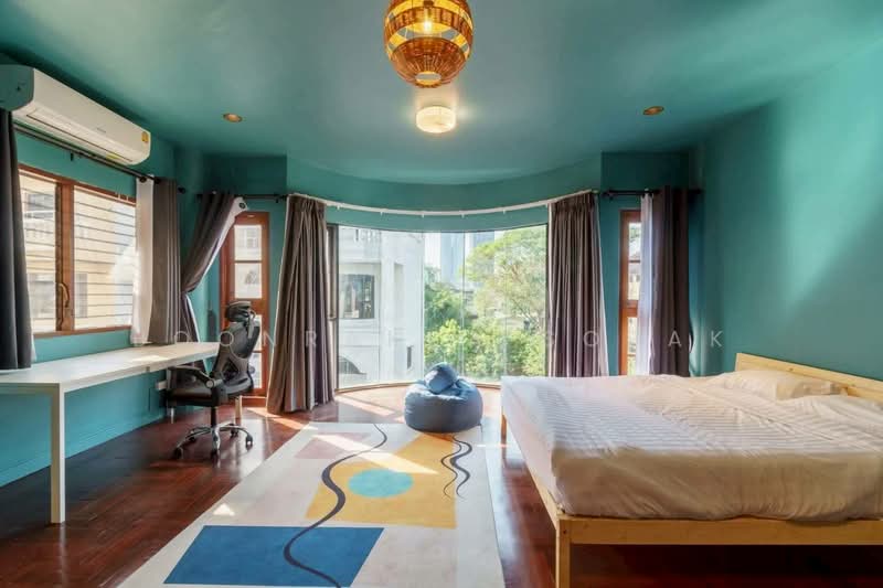 undefined, Bangkok, Khlong Tan Nua, Watthana, Bangkok, 5 Bedrooms, 400 sqm, Townhouse For Rent, by Boonraksa Sopak, 500242293 - DDproperty.com