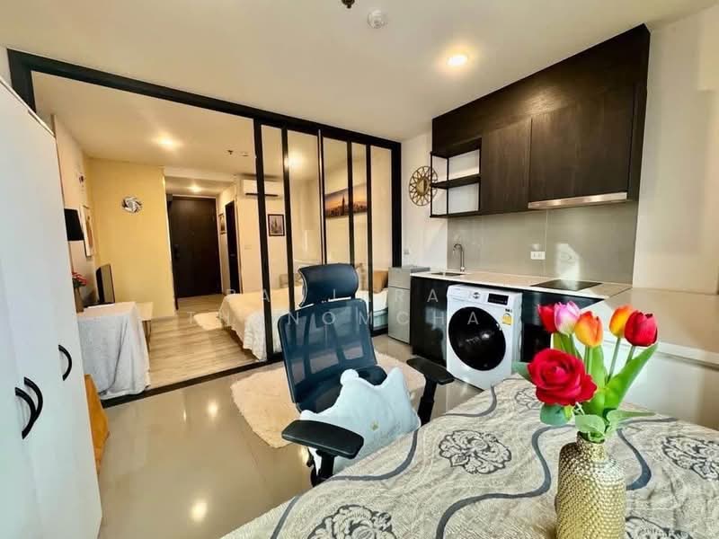 XT Huaikhwang, Bangkok, 244 Ratchadaphisek Road, Huai Khwang, Huai Khwang, Bangkok, 1 Bedroom, 31 sqm, Condo For Rent, by Banjarat Thanomchat, 500242296 - DDproperty.com
