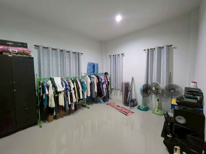 Pasuk Village, Chon Buri (Pattaya), Khao Khan Song, Si Racha, Chon Buri (Pattaya), 2 Bedrooms, 150 sqm, Single Detached House For Sale, by The Best Property ออย, 500242305 - DDproperty.com