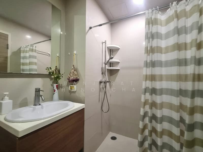 HIVE Taksin, Bangkok, 18 1 Soi, Khlong Ton Sai, Khlong San, Bangkok, 2 Bedrooms, 67 sqm, Condo For Sale, by Banjarat Thanomchat, 500242314 - DDproperty.com