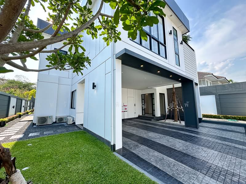 Brand New 4-Bed Modern Pool Villa in Hang Dong for Sale or Rent, Chiang Mai, Nong Kwai, Hang Dong, Chiang Mai, 4 Bedrooms, 447 sqm, Villa For Rent, by Nunthawat Hiranputtipat, 500242331 - DDproperty.com