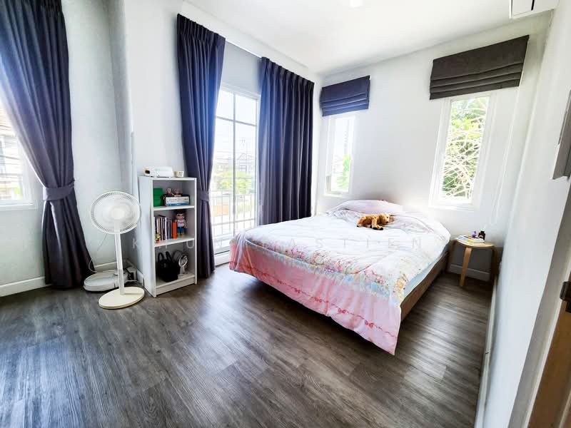 The village Chaengwatthana-Tiwananon, Nonthaburi, Soi Areeya Village, Ban Mai, Pak Kret, Nonthaburi, 4 Bedrooms, 150 sqm, Semi-Detached House (Twin House) For Sale, by Khun Bastien, 500242333 - DDproperty.com