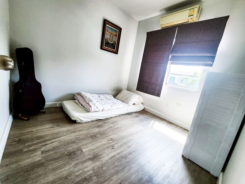 The village Chaengwatthana-Tiwananon, Nonthaburi, Soi Areeya Village, Ban Mai, Pak Kret, Nonthaburi, 4 Bedrooms, 150 sqm, Semi-Detached House (Twin House) For Sale, by Khun Bastien, 500242333 - DDproperty.com