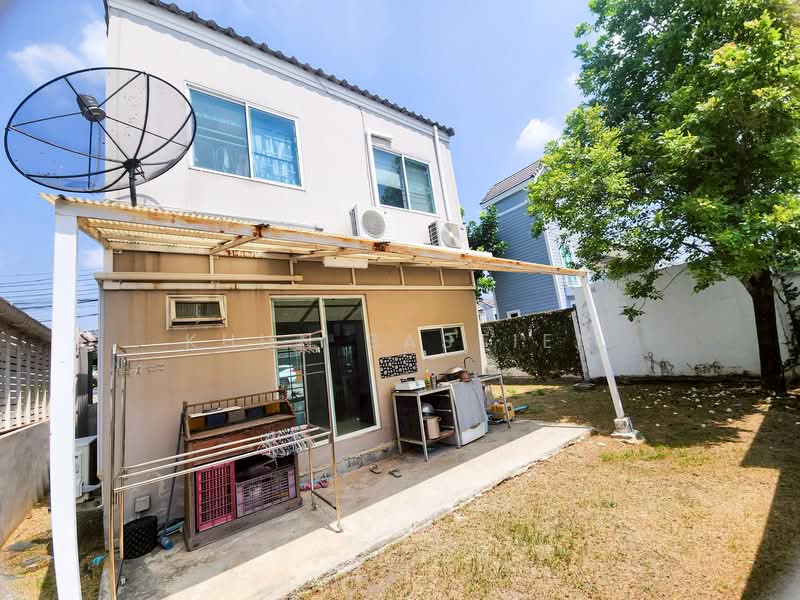 The village Chaengwatthana-Tiwananon, Nonthaburi, Soi Areeya Village, Ban Mai, Pak Kret, Nonthaburi, 4 Bedrooms, 150 sqm, Semi-Detached House (Twin House) For Sale, by Khun Bastien, 500242333 - DDproperty.com