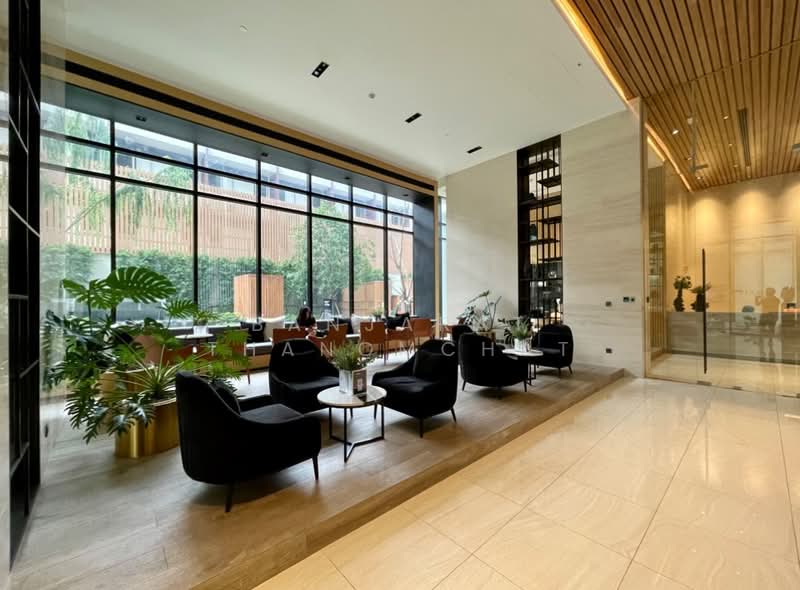 Maru Ekkamai 2, Bangkok, 70-5 Sukhumvit 63 Road, Phra Kanong Nua, Watthana, Bangkok, 1 Bedroom, 34 sqm, Condo For Sale, by Banjarat Thanomchat, 500242349 - DDproperty.com