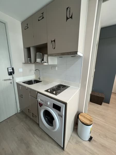 IDEO Q Chula - Samyan, Bangkok, 660-662 Rama 4 Road, Maha Phrutharam, Bang Rak, Bangkok, 1 Bedroom, 34 sqm, Condo For Rent, by Chayakorn Tirarakthammakit, 500242352 - DDproperty.com