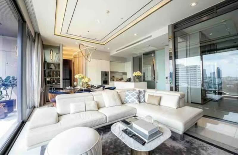 Vittorio 39, Bangkok, 8 Sukhumvit, Khlong Tan Nua, Watthana, Bangkok, 2 Bedrooms, 137 sqm, Condo For Rent, by Krittin Tansida, 500242358 - DDproperty.com