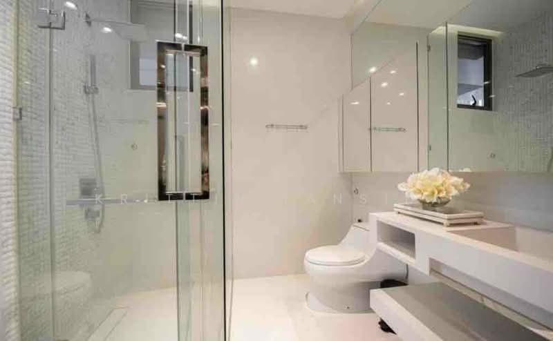 Vittorio 39, Bangkok, 8 Sukhumvit, Khlong Tan Nua, Watthana, Bangkok, 2 Bedrooms, 137 sqm, Condo For Rent, by Krittin Tansida, 500242358 - DDproperty.com