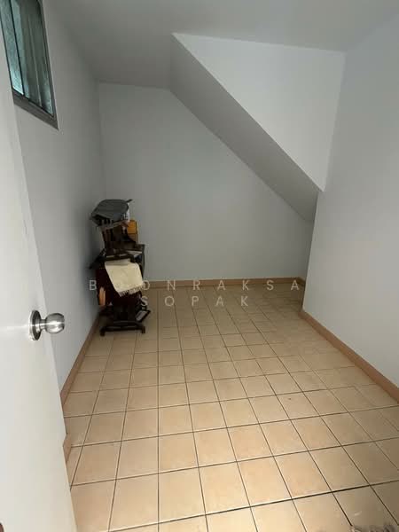 undefined, Bangkok, Bang Chak, Phra Khanong, Bangkok, 3 Bedrooms, 280 sqm, Single Detached House For Rent, by Boonraksa Sopak, 500242371 - DDproperty.com