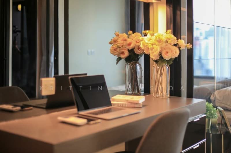 Life Asoke, Bangkok, Asoke-Dindang Road, Bang Kapi, Huai Khwang, Bangkok, 1 Bedroom, 35 sqm, Condo For Rent, by Krittin Tansida, 500242374 - DDproperty.com