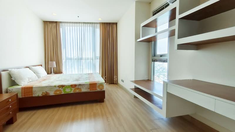 Sky Walk Residences, Bangkok, 1599 Sukhumvit Road, Phra Kanong Nua, Watthana, Bangkok, 2 Bedrooms, 60 sqm, Condo For Rent, by Boonraksa Sopak, 500242377 - DDproperty.com