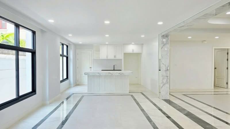 บ้านเดี่ยว ซอยวิภาวดีรังสิต 36 ทำเลทอง รีโนเวทใหม่, Bangkok, วิภาวดีรังสิต, Chatuchak, Chatuchak, Bangkok, 6 Bedrooms, 280 sqm, Single Detached House For Sale, by คุณ ศันสนีย์ (เก๋), 500242380 - DDproperty.com