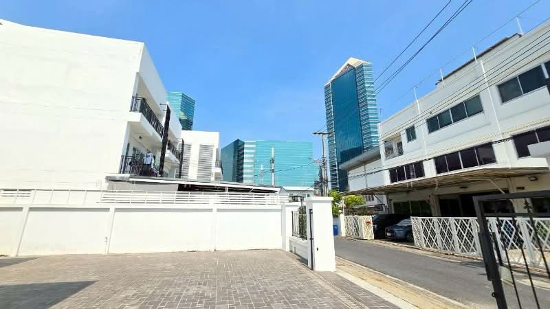 บ้านเดี่ยว ซอยวิภาวดีรังสิต 36 ทำเลทอง รีโนเวทใหม่, กรุงเทพ, วิภาวดีรังสิต, จตุจักร, จตุจักร, กรุงเทพ, 280 ตร.ม., บ้านเดี่ยว ขาย, โดย คุณ ศันสนีย์ (เก๋), 500242380 - DDproperty.com