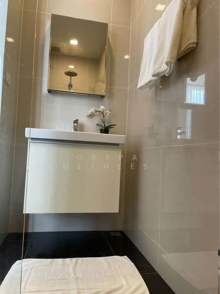 Park Origin Phrom Phong (Park 24), Bangkok, 68 Soi Sukhumvit 24, Khong Tan, Khlong Toei, Bangkok, 1 Bedroom, 60 sqm, Condo For Sale, by Orapa Sumetheesirisakul, 500242402 - DDproperty.com