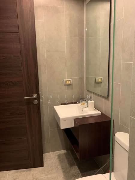 C Ekkamai, Bangkok, 888 Soi Sukhumvit 63, Sukhumvit Road, Khlong Tan Nua, Watthana, Bangkok, 1 Bedroom, 30 sqm, Condo For Sale, by Krittin Tansida, 500242405 - DDproperty.com