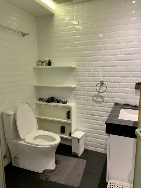 Royal Castle Sukhumvit, Bangkok, 30 Soi Sukhumvit 39, Khlongtoei Nua, Watthana, Bangkok, 3 Bedrooms, 191 sqm, Condo For Sale, by Anya Atarchanai , 500242458 - DDproperty.com