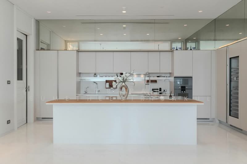 The Residences at Sindhorn Kempinski : เดอะ เรสซิเดนซ์ แอท สินธร เคมปินสกี้, กรุงเทพ, 88 ซอยต้นสน ถนน สารสิน, ลุมพินี, ปทุมวัน, กรุงเทพ, 540 ตร.ม., คอนโด ขาย, โดย Orapa Sumetheesirisakul, 500242476 - DDproperty.com