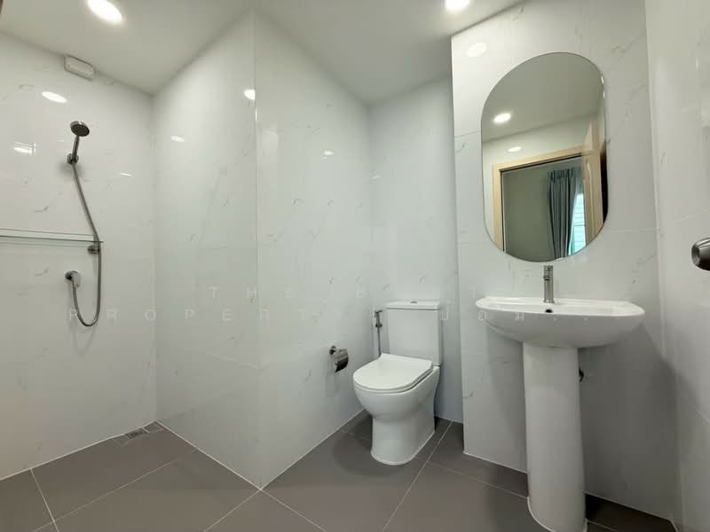 British Place Pinklao-Sai 5, Nakhon Pathom, Phutthamonthon Sai 5 Road, Bang Krathuk, Sam Phran, Nakhon Pathom, 3 Bedrooms, 115 sqm, Townhouse For Sale, by The Best Property  ป๋อมแป๋ม, 500242493 - DDproperty.com