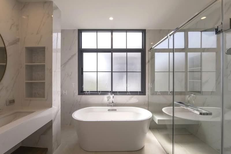 Narasiri Krungthep Kreetha, Bangkok, 69 Soi Pracha Ruamjai, Hua Mak, Bang Kapi, Bangkok, 4 Bedrooms, 554 sqm, Single Detached House For Rent, by Tanaporn Phumvilairak, 500242505 - DDproperty.com