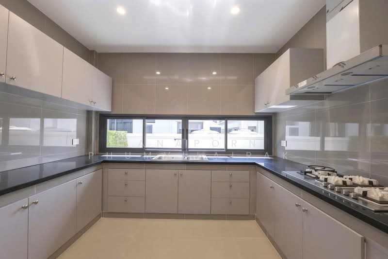 Narasiri Krungthep Kreetha, Bangkok, 69 Soi Pracha Ruamjai, Hua Mak, Bang Kapi, Bangkok, 4 Bedrooms, 554 sqm, Single Detached House For Rent, by Tanaporn Phumvilairak, 500242505 - DDproperty.com