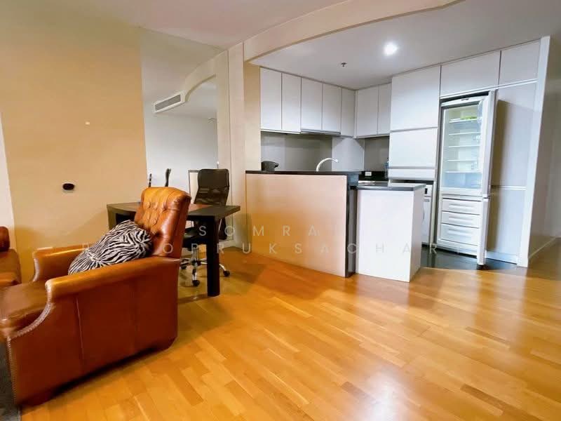 Urbana Sathorn, Bangkok, 55 South Sathorn Road, Thung Maha Mek, Sathon, Bangkok, 1 Bedroom, 70 sqm, Apartment For Sale, by Somrad Phoopruksachart, 500242514 - DDproperty.com