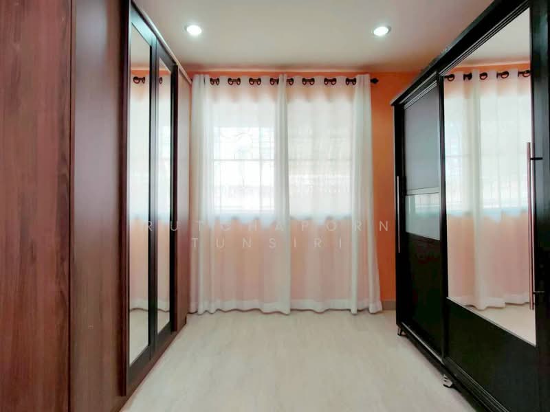 บ้านในโครงการ ให้เช่า – ใกล้เซ็นทรัลแอร์พอร์ต เพียง 5 นาที ค่าเช่า 15,000 บาท / เดือน No.1H205, Chiang Mai, Chang Klan, Muang Chiang Mai, Chiang Mai, 2 Bedrooms, 110 sqm, Single Detached House For Rent, by Rutchaporn Tunsiri, 500242519 - DDproperty.com
