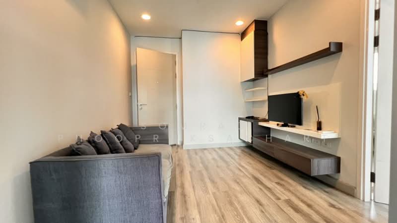 Centric Sathorn-St Louis, Bangkok, Sathorn Nua Road, Yan Nawa, Sathon, Bangkok, 1 Bedroom, 35 sqm, Condo For Rent, by Somrad Phoopruksachart, 500242534 - DDproperty.com