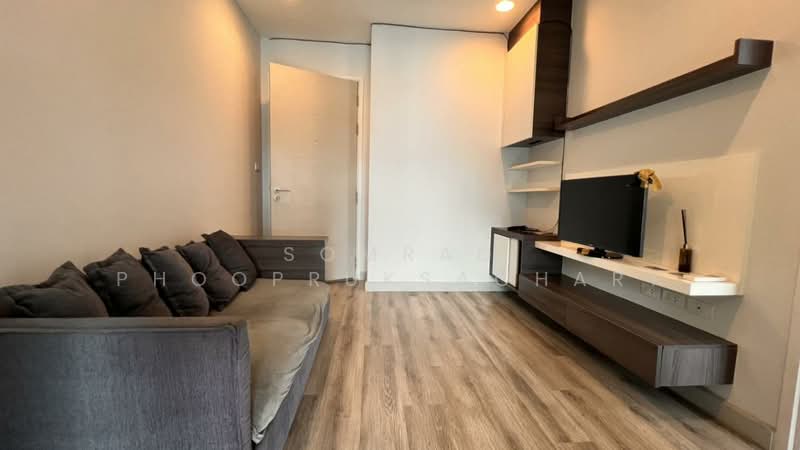 Centric Sathorn-St Louis, Bangkok, Sathorn Nua Road, Yan Nawa, Sathon, Bangkok, 1 Bedroom, 35 sqm, Condo For Rent, by Somrad Phoopruksachart, 500242534 - DDproperty.com