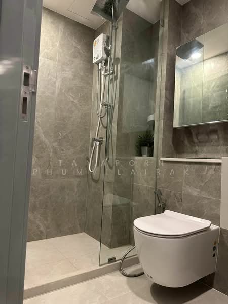 SOHO Bangkok Ratchada, Bangkok, 74 Pracha Rat Bamphen Rd, Huai Khwang, Huai Khwang, Bangkok, 1 Bedroom, 26 sqm, Condo For Rent, by Tanaporn Phumvilairak, 500242545 - DDproperty.com