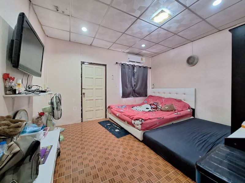 หมู่บ้านจุฑาภัทร ลาดหลุมแก้ว (Baan Juthaphat) ปทุมธานี, Pathum Thani, Khu Khwang, Lat Lum Kaeo, Pathum Thani, 2 Bedrooms, 120 sqm, Townhouse For Sale, by The Best Property  จุ๊บ, 500242548 - DDproperty.com