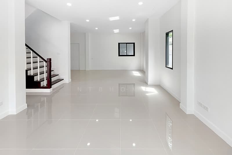 บุรีรมย์ วงแหวน-ปิ่นเกล้า, Nonthaburi, Plai Bang, Bang Kruai, Nonthaburi, 3 Bedrooms, 150 sqm, Semi-Detached House (Twin House) For Sale, by NTBHOME, 500242570 - DDproperty.com