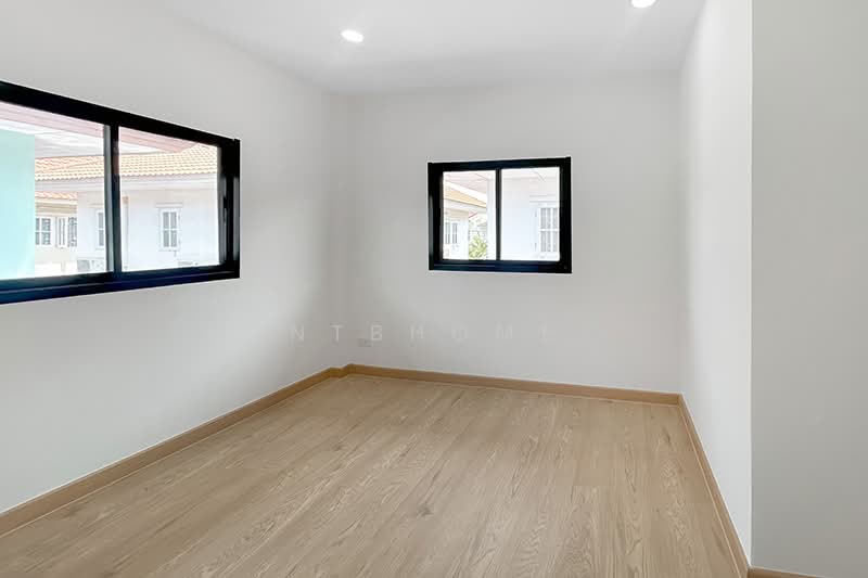 บุรีรมย์ วงแหวน-ปิ่นเกล้า, Nonthaburi, Plai Bang, Bang Kruai, Nonthaburi, 3 Bedrooms, 150 sqm, Semi-Detached House (Twin House) For Sale, by NTBHOME, 500242570 - DDproperty.com