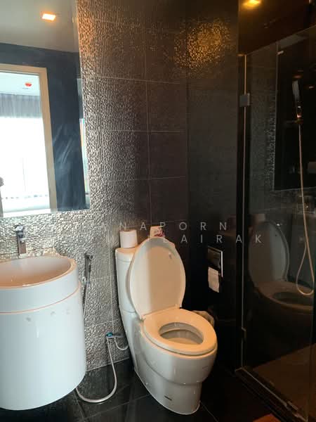 Rhythm Sukhumvit 36-38, Bangkok, 55 Soi Sukhumvit 36, Sukhumvit Road, Phra Kanong, Khlong Toei, Bangkok, 1 Bedroom, 35 sqm, Condo For Rent, by Tanaporn Phumvilairak, 500242610 - DDproperty.com