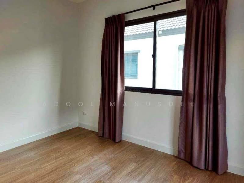 V Compound Tiwanon-Rangsit, Pathum Thani, Tiwanon Road, Bang Kadi, Muang Pathum Thani, Pathum Thani, 3 Bedrooms, 140 sqm, Townhouse For Sale, by Adool Manusdee, 500242616 - DDproperty.com