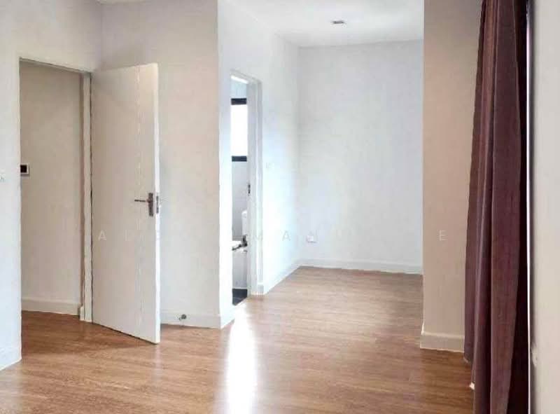 V Compound Tiwanon-Rangsit, Pathum Thani, Tiwanon Road, Bang Kadi, Muang Pathum Thani, Pathum Thani, 3 Bedrooms, 140 sqm, Townhouse For Sale, by Adool Manusdee, 500242616 - DDproperty.com