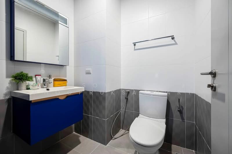 XT Ekkamai, Bangkok, 259 Soi Sukhumvit 63, Khlong Tan Nua, Watthana, Bangkok, 2 Bedrooms, 46 sqm, Condo For Sale, by Somrad Phoopruksachart, 500242617 - DDproperty.com