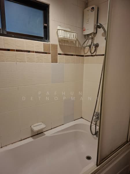 Lumpini Place Ratchada-Thapra, Bangkok, 18 Ratchadaphisek Road, Bukkalo, Thon Buri, Bangkok, 1 Bedroom, 35 sqm, Condo For Sale, by Pafhun  Detnopmani , 500242621 - DDproperty.com