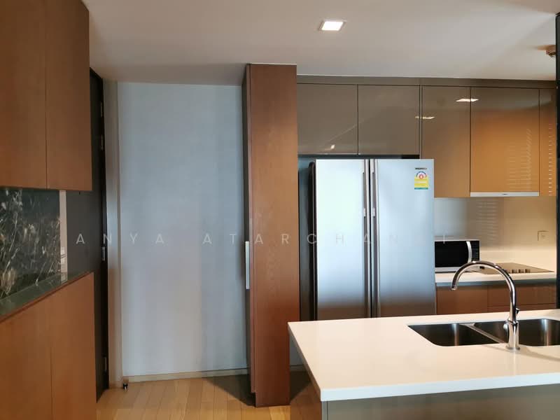 Siri At Sukhumvit, Bangkok, 902 Sukhumvit Road, Phra Kanong, Khlong Toei, Bangkok, 2 Bedrooms, 74 sqm, Condo For Sale, by Anya Atarchanai , 500242632 - DDproperty.com