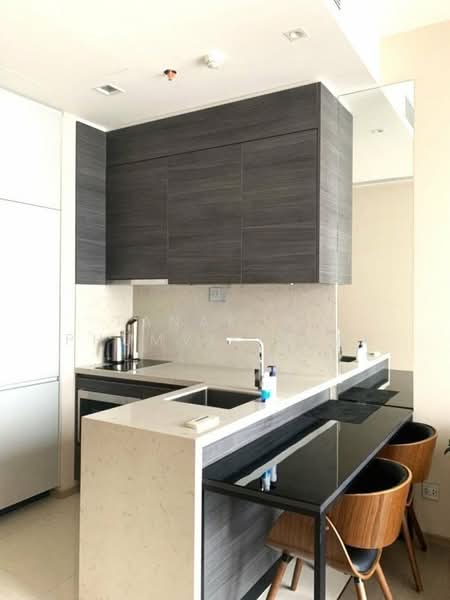 The Esse Asoke, Bangkok, 333 Soi Sukhumvit 21, Sukhumvit Road, Khlongtoei Nua, Watthana, Bangkok, 1 Bedroom, 37 sqm, Condo For Rent, by Tanaporn Phumvilairak, 500242633 - DDproperty.com