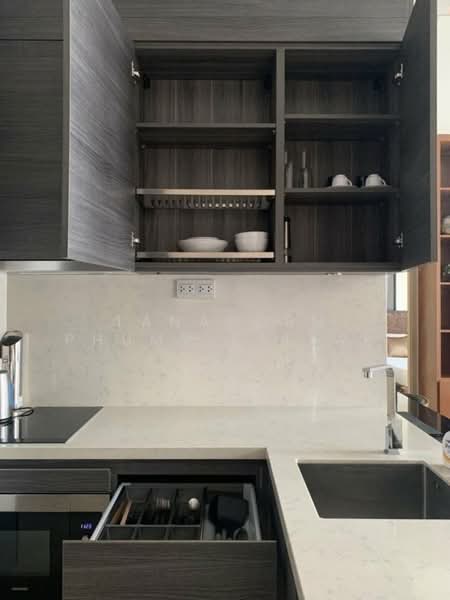 The Esse Asoke, Bangkok, 333 Soi Sukhumvit 21, Sukhumvit Road, Khlongtoei Nua, Watthana, Bangkok, 1 Bedroom, 37 sqm, Condo For Rent, by Tanaporn Phumvilairak, 500242633 - DDproperty.com