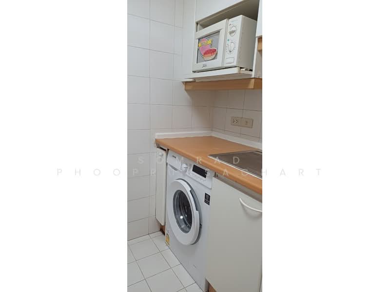 Navin Court, Bangkok, 63 Soi Ruamrudee 3, Lumphini, Pathum Wan, Bangkok, 2 Bedrooms, 69 sqm, Condo For Sale, by Somrad Phoopruksachart, 500242666 - DDproperty.com