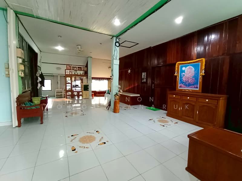 ขาย - ขายบ้านเดี่ยว พร้อมพื้นที่ทำธุรกิจ บรรยากาศร่มรื่น ใกล้แหล่งชุมชน ติดโรงเรียนประจำ ต.ดอนมูล จ.แพร่, แพร่