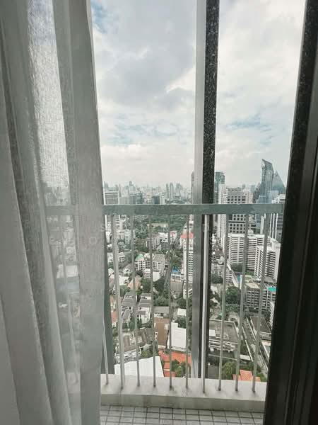 Park Origin Phrom Phong (Park 24), Bangkok, 68 Soi Sukhumvit 24, Khong Tan, Khlong Toei, Bangkok, Studio, 29 sqm, Condo For Sale, by Somrad Phoopruksachart, 500242680 - DDproperty.com